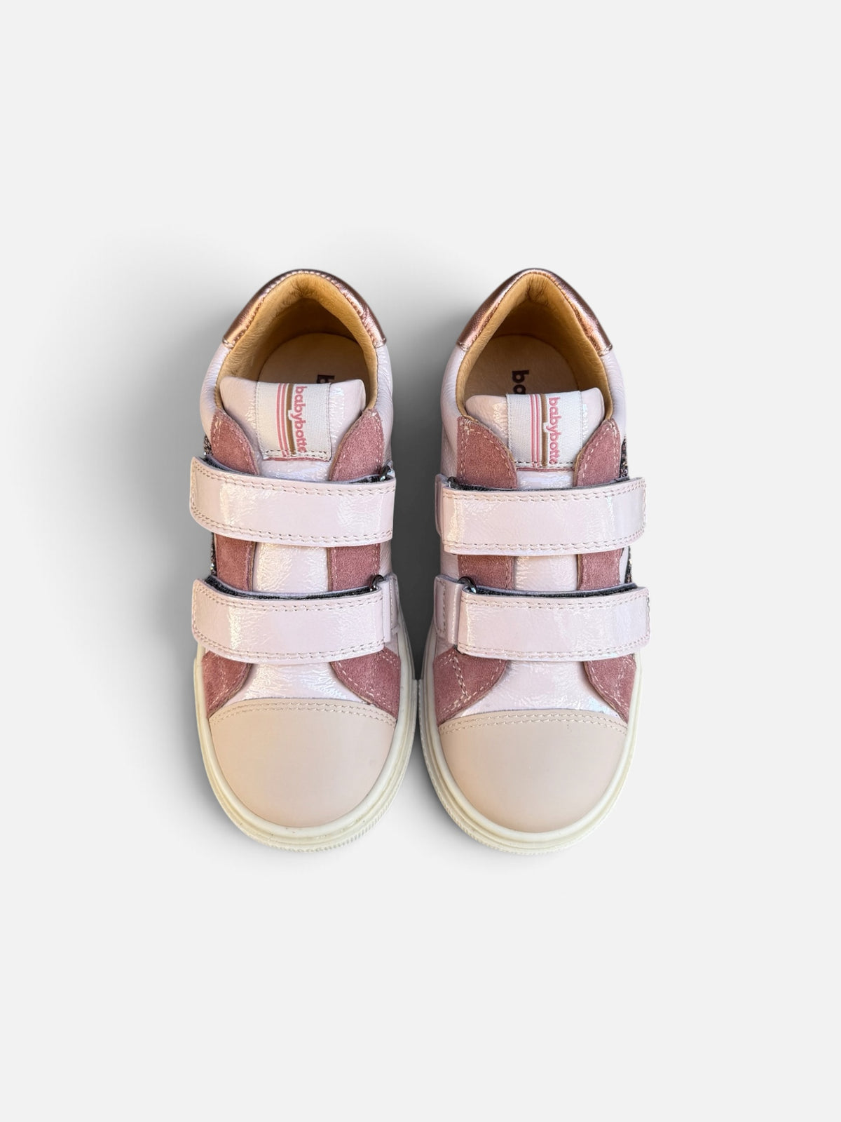 Baskets fille Babybotte Arezzo Scratch – Rose & Paillettes