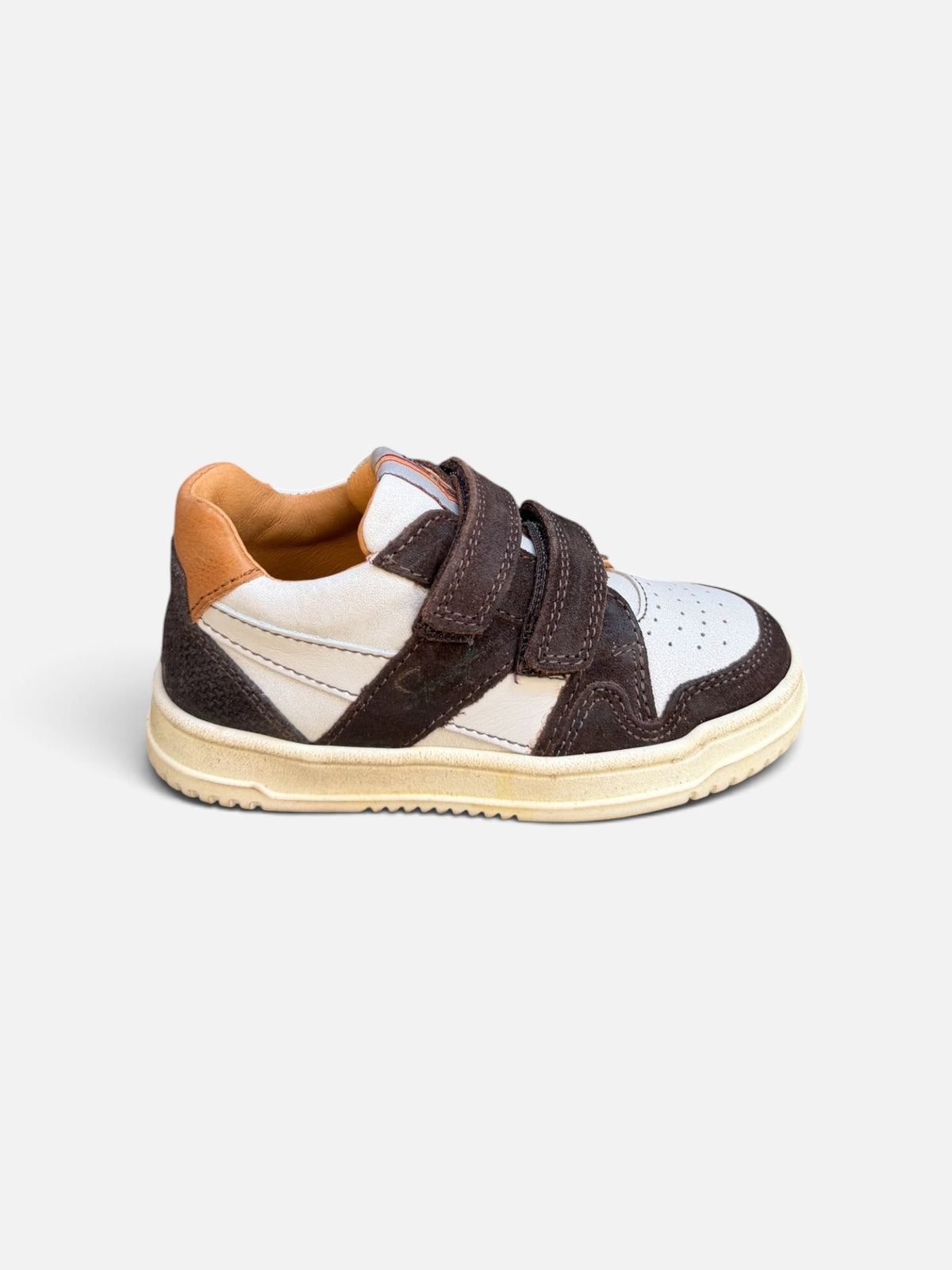 Baskets enfant Babybotte Ales Scratch – Écru & chocolat