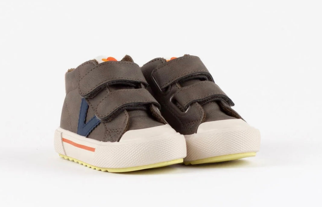 Victoria Kaki Scratch
