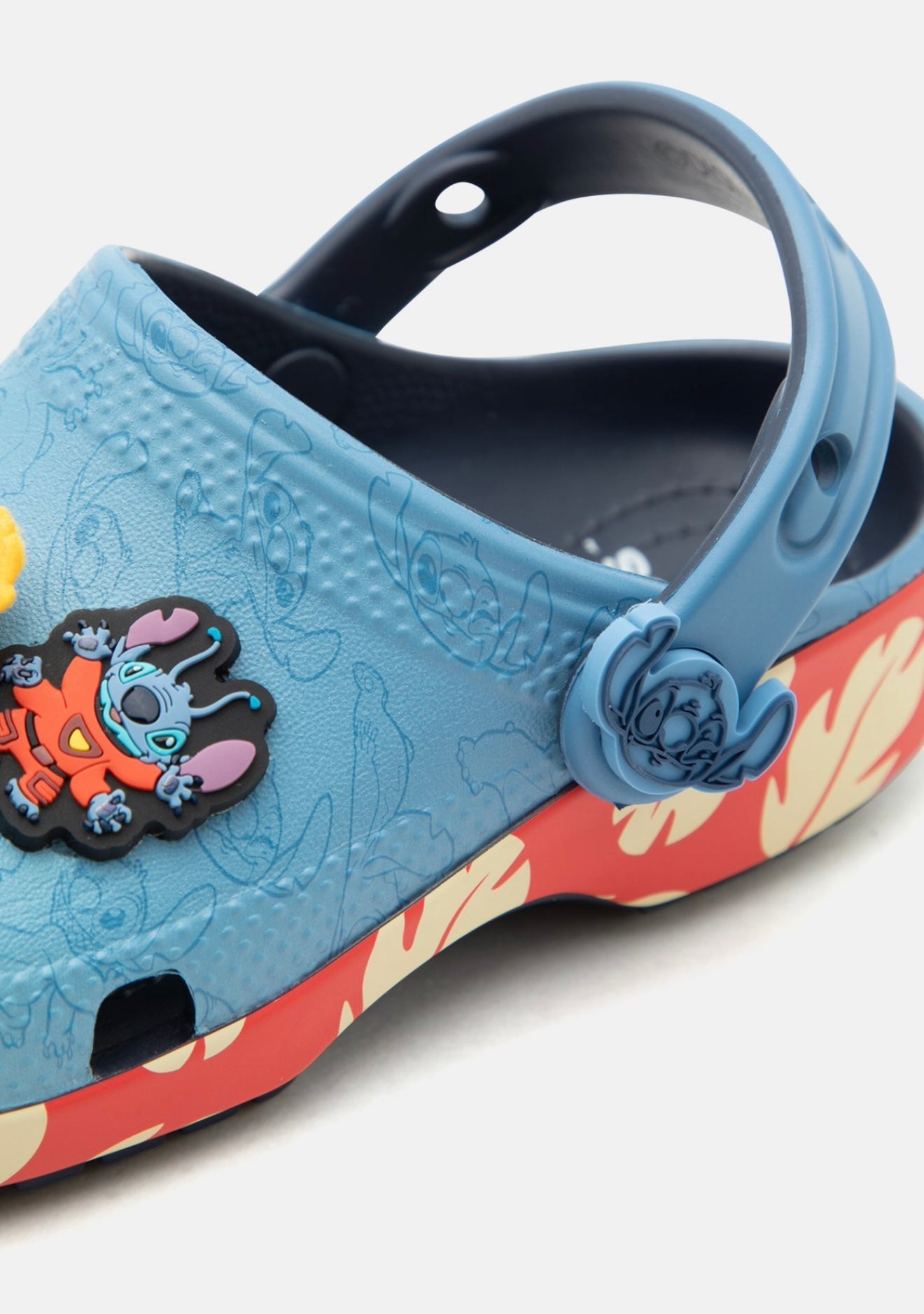 Crocs Stitch