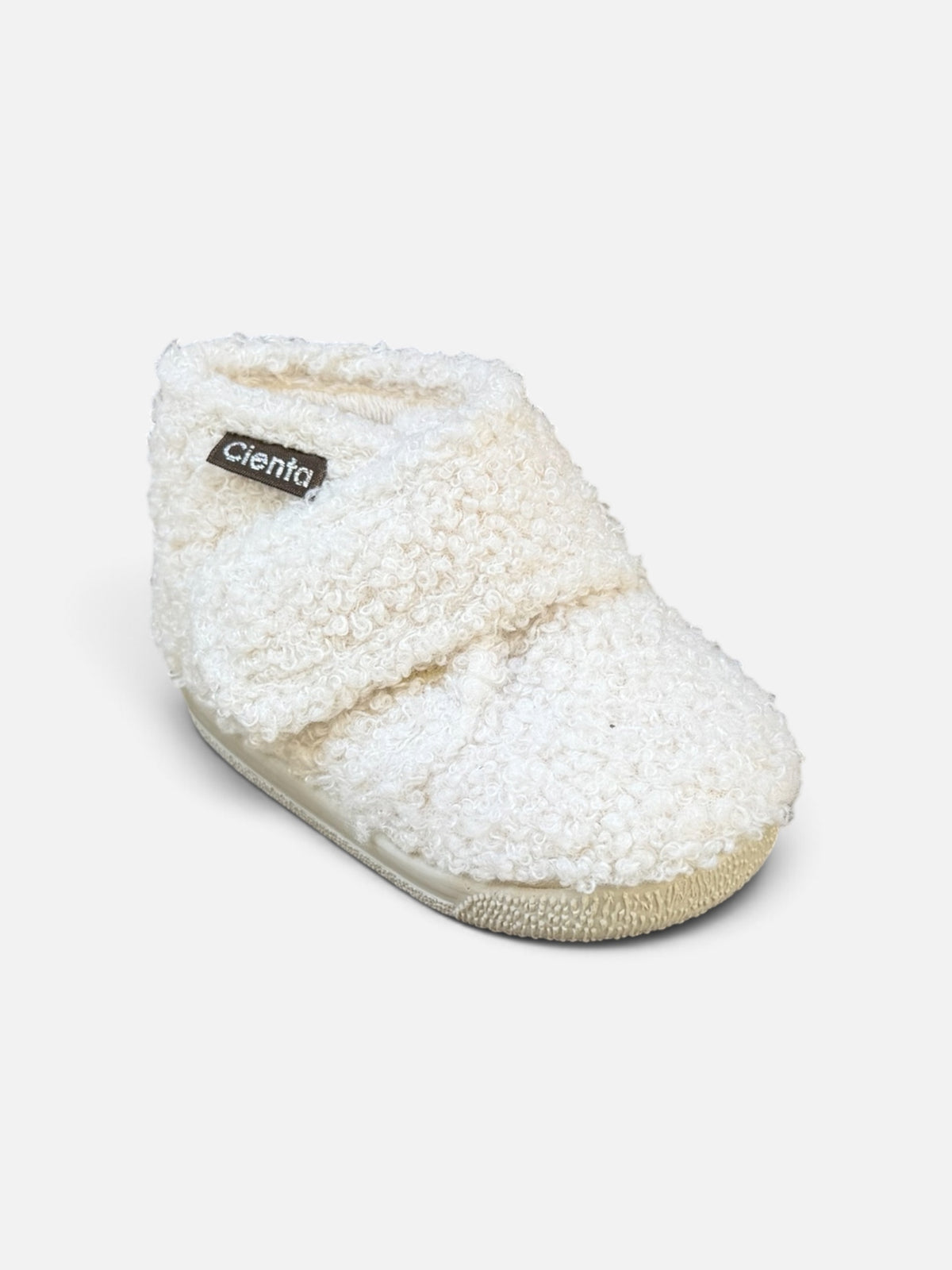 Chaussons Cienta Crudo– Douceur et confort pour les petits pieds