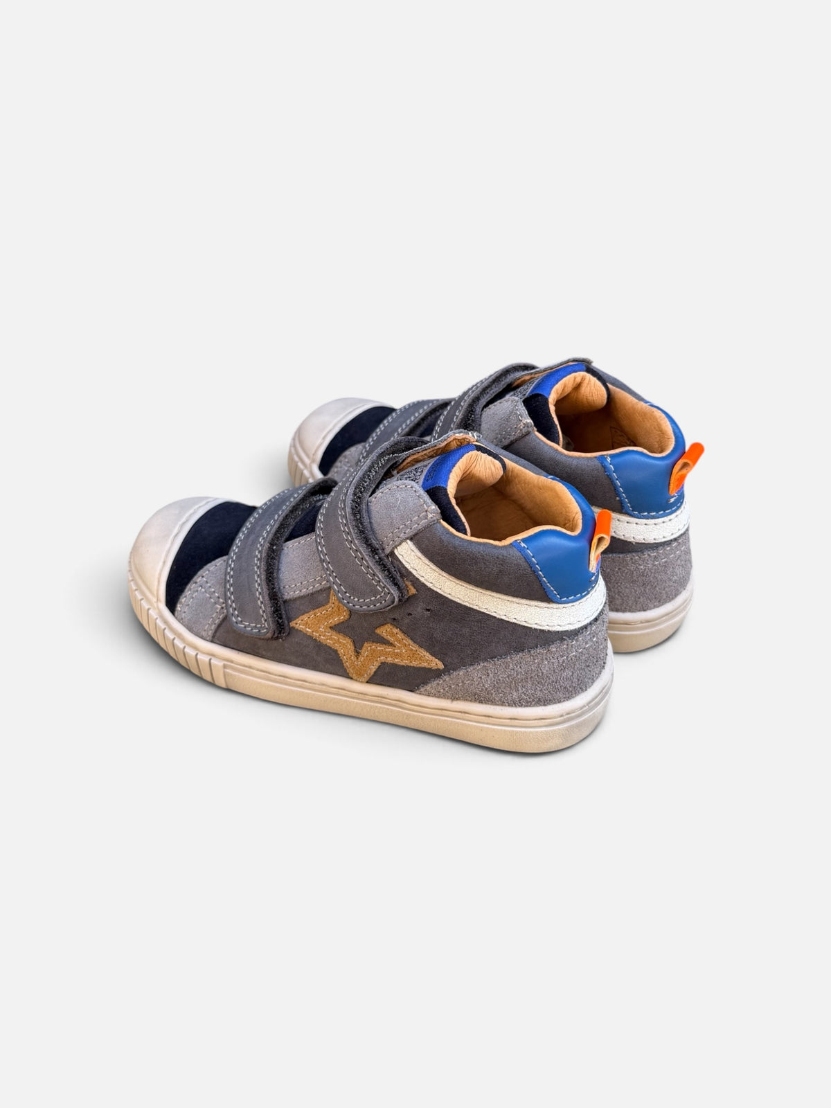 Baskets montantes enfant Babybotte Karlos Scratch – Gris & Marine