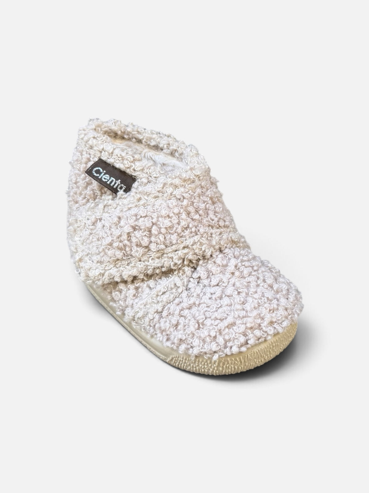 Chaussons Cienta Beige– Douceur et confort pour les petits pieds