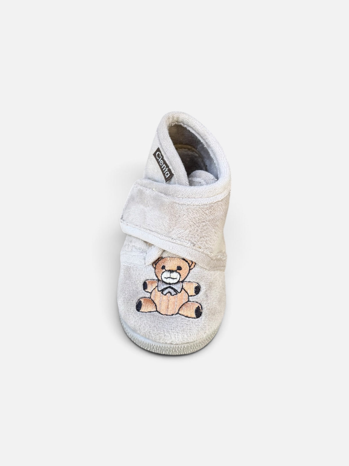Chaussons Cienta – Douceur et confort pour les petits pieds
